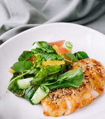 warm Peking duck salad in sauce