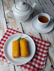 Risoles is a pastry filled with meat, usually minced meat, and vegetables wrapped in an omelet, and fried after being coated with panir flour which are usually used as an iftar menu in Indonesia.
