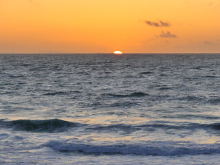 Coucher de soleil sur la mer à Biarritz