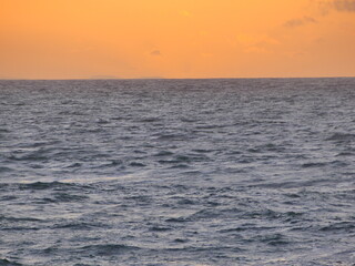 Coucher de soleil sur la mer à Biarritz