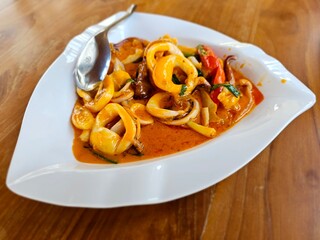 squid stir fried with salt egg