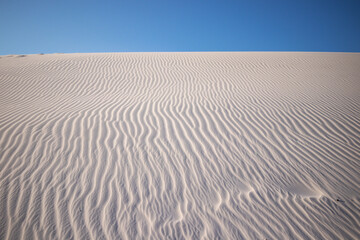 Fototapeta na wymiar Ondas nas dunas