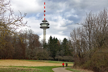 Obraz premium Sonntagsspaziergang beim Funkturm