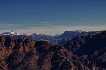 Fototapeta premium View of the mountains surrounding Valentino Park.