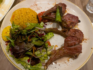 roasted lamb chops with fresh vegetables