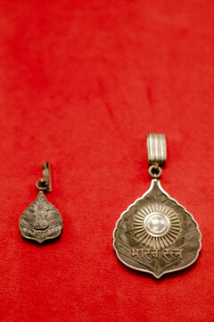 Bharat Ratna medal