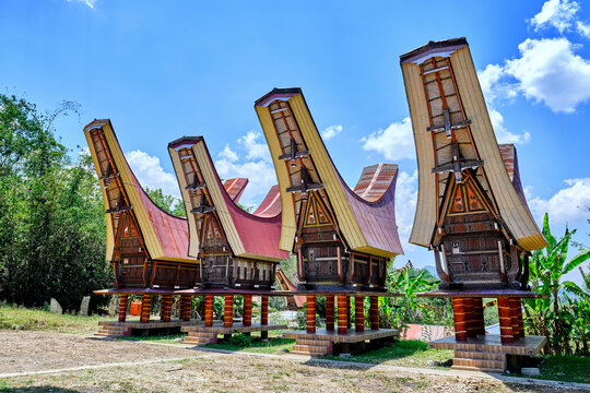 Sulawesi - Architektur der Torajas