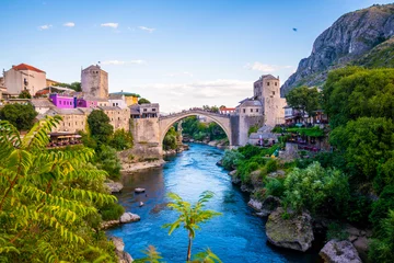 Fotobehang Stari Most Stari Most: Iconic Ottoman Bridge in the Historic City of Mostar, Bosnia and Herzegovina