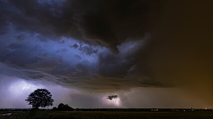 lightning in the nightsky