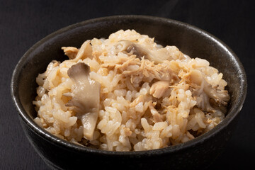 舞茸とツナの炊き込みご飯