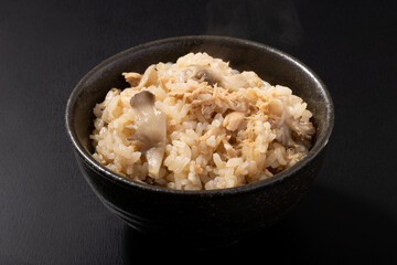 舞茸とツナの炊き込みご飯