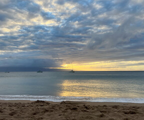 Fototapeta premium Maui, Hawaii - Sunset on the beach