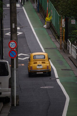 東京港区赤坂4丁目の円通寺坂を望む