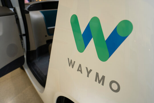 Waymo Vector.net 「Waymo」の写真素材 | 452件の無料イラスト画像 | Adobe Stock