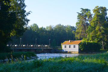 Wasserkraftwerk Kranzberg, Wehranlage, Schleusen