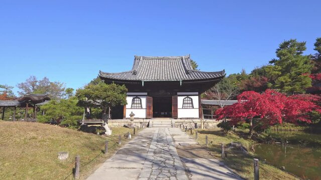 京都　高台寺の開山堂　秋