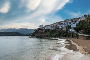 Lastres