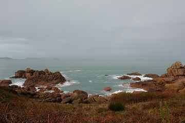 Fototapeta na wymiar Mauvais temps sur la côte de granit rose-Ploumanac'h Bretagne France