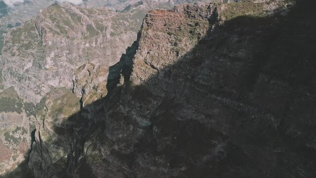 Drone panning from Curral das Freiras towards Pico de Areeiro Mountain, Madeira 04