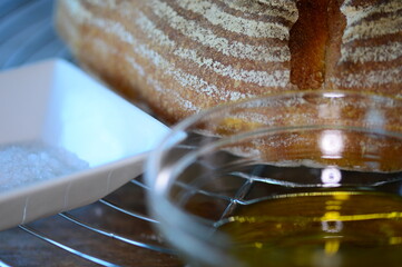 Bread salt and oil