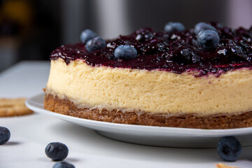 cheesecake with berries and blueberries