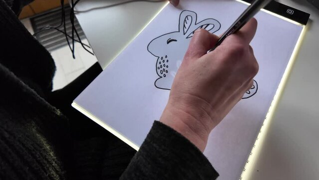 Calquer et dessiner un lapin