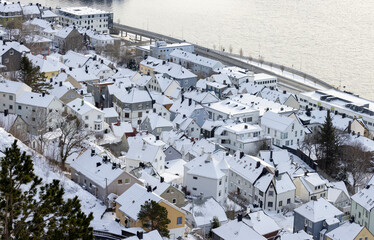 Fototapeta na wymiar Winter in Aalesund (Ålesund) city - View from Aksla on a beautiful winter's day