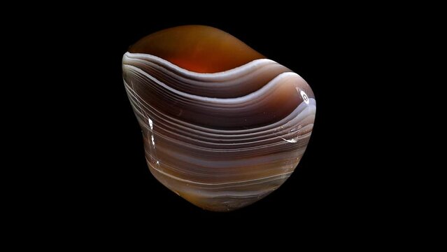 Agate tumblestone - banded form of Chalcedony (silicone dioxide)