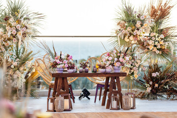 A centerpiece is a central decorative object, often flowers, candles or fruit, and is an important part of the wedding reception decoration.