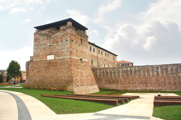 Fototapeta na wymiar View of Castel Sismondo in Rimini, Italy