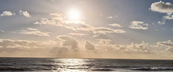 Fototapeta na wymiar sunrise over the sea