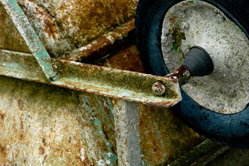 detail of a rusty wagon