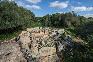 Fototapeta na wymiar Ses Arenes de Baix sepulcher, end of the dolmen period, Ciutadella, Menorca, Balearic Islands, Spain