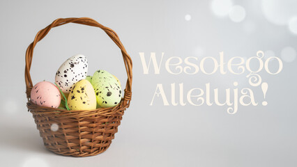 Wesołego Alleluja! - Koszyczek wielkanocny z jajkami na zielonym tle, napis Wesołego Alleluja! - obrazy, fototapety, plakaty