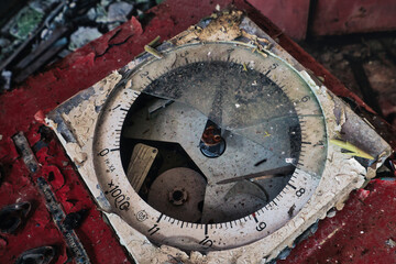 Old meter - Verlassener Ort - Beatiful Decay - Verlassener Ort - Urbex / Urbexing - Lost Place - Artwork - Creepy - High quality photo