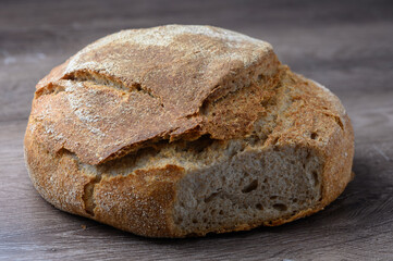 whole grain freshly baked bread on the table 1