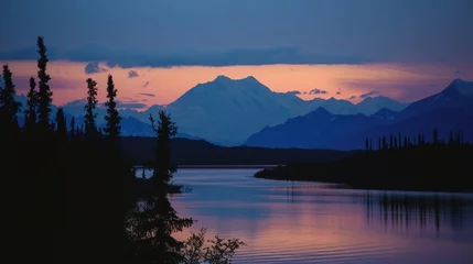 Cercles muraux Denali A captivating view of Mount McKinley (Denali) at dusk, framed by the Alaskan wilderness. 