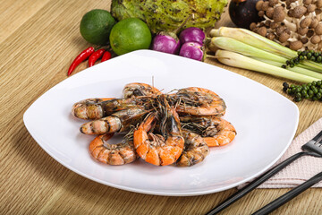 Boiled big tiger fresh shrimp