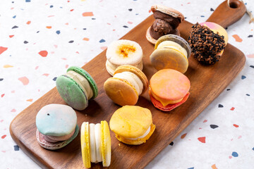 Macaron, cranbrae, pork bar, blueberry, cheese, yogurt, dacquoise, injeolmi, rice cake, matcha, chocolate, Oreo, hazelnut, black sesame, ham, sandwich,
