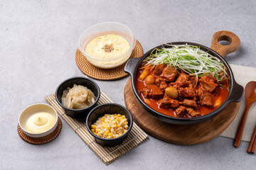 Korean food, spicy, ripe kimchi, ribs, steamed, cream, side dishes, kimchi, corn cheese,