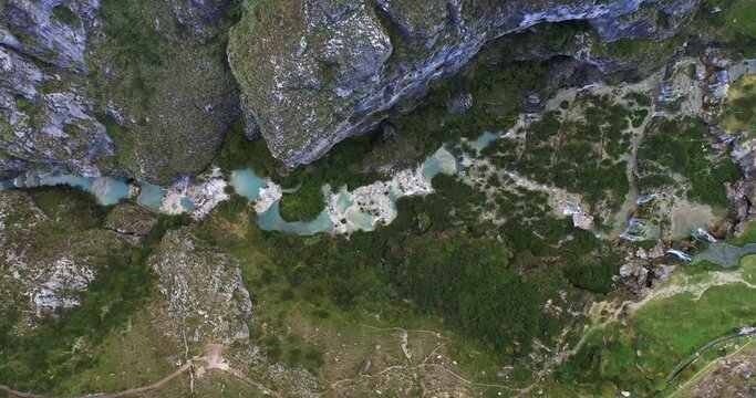 Amazing b&iacute;g shot with drone 4k from the Andes area in Ayacucho Peru, of the famous turquoise Lake Millpu located between mountains