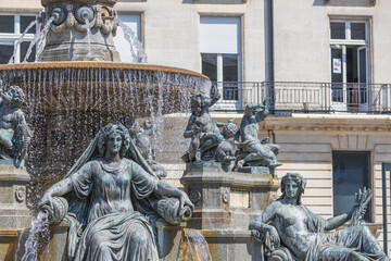 statue fontaine place royale nantes