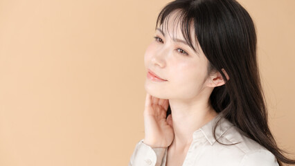 ミドル女性ビューティーイメージ