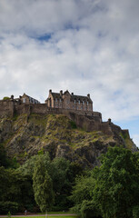 Fototapeta na wymiar View of Edinburgh Castle with blue sky and clouds
