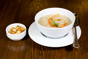 Tukish Tripe Soup / Traditional Iskembe Corbasi..