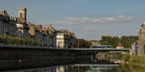 Quai du Doubs à Besançon France