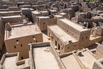 Manah, Oman, ancient fortresses, cities of Arabia, sights of Oman