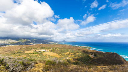 ダイヤモンドヘッドクレータートレイル　ハワイ