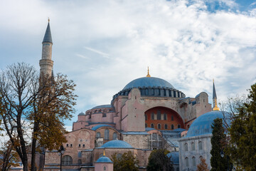 Fototapeta na wymiar Hagia Sophia mosque in Istanbul, Turkey