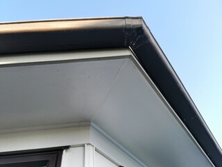Roof components: soffit, fascia, eaves, gutter